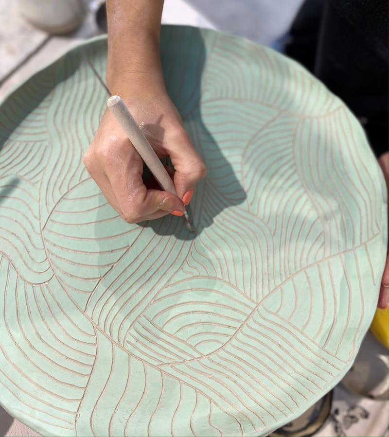 Workshop @ Studio P Ceramics: Sgraffito - Carve your platter!