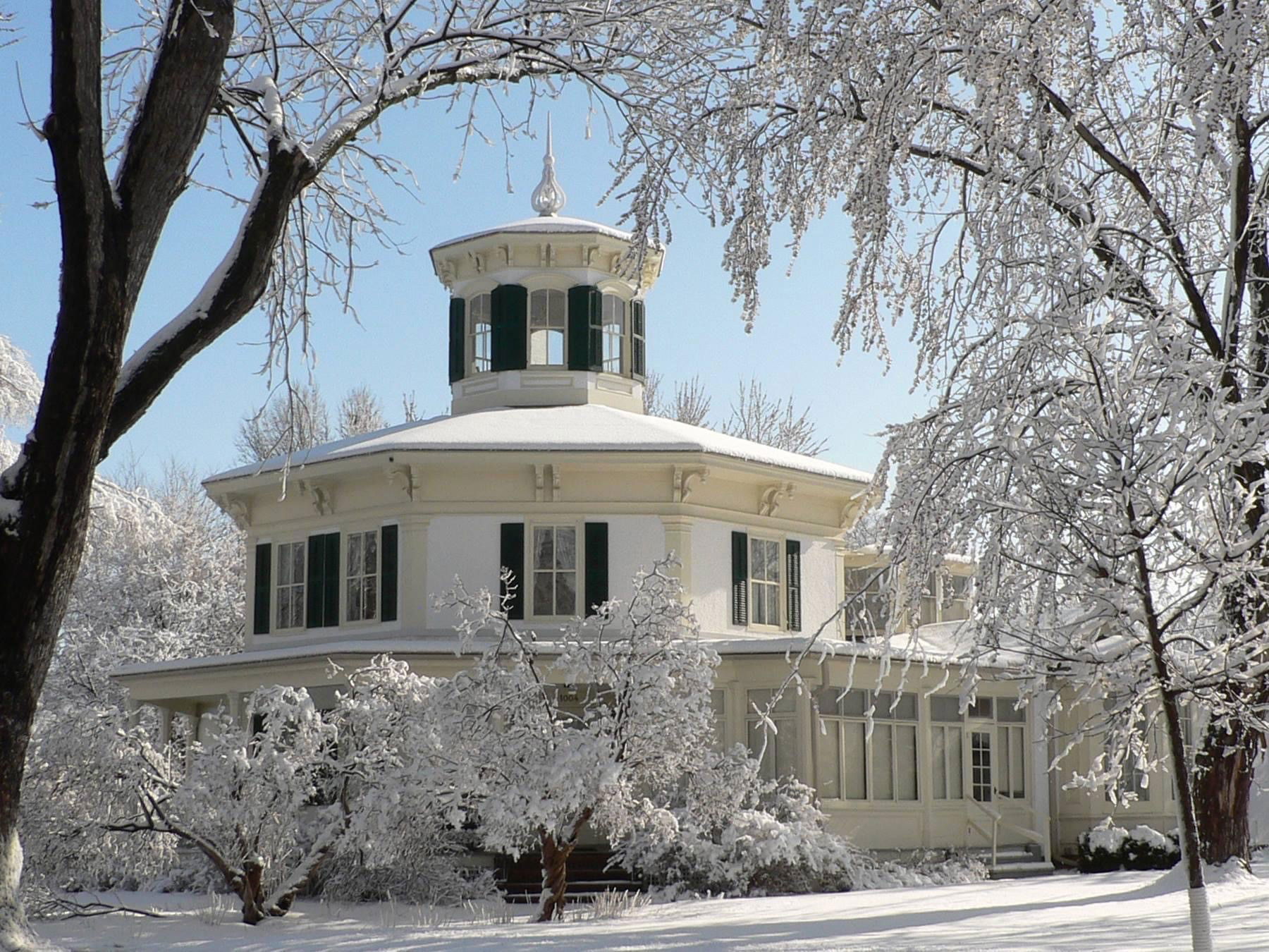 Octagon House at Christmas