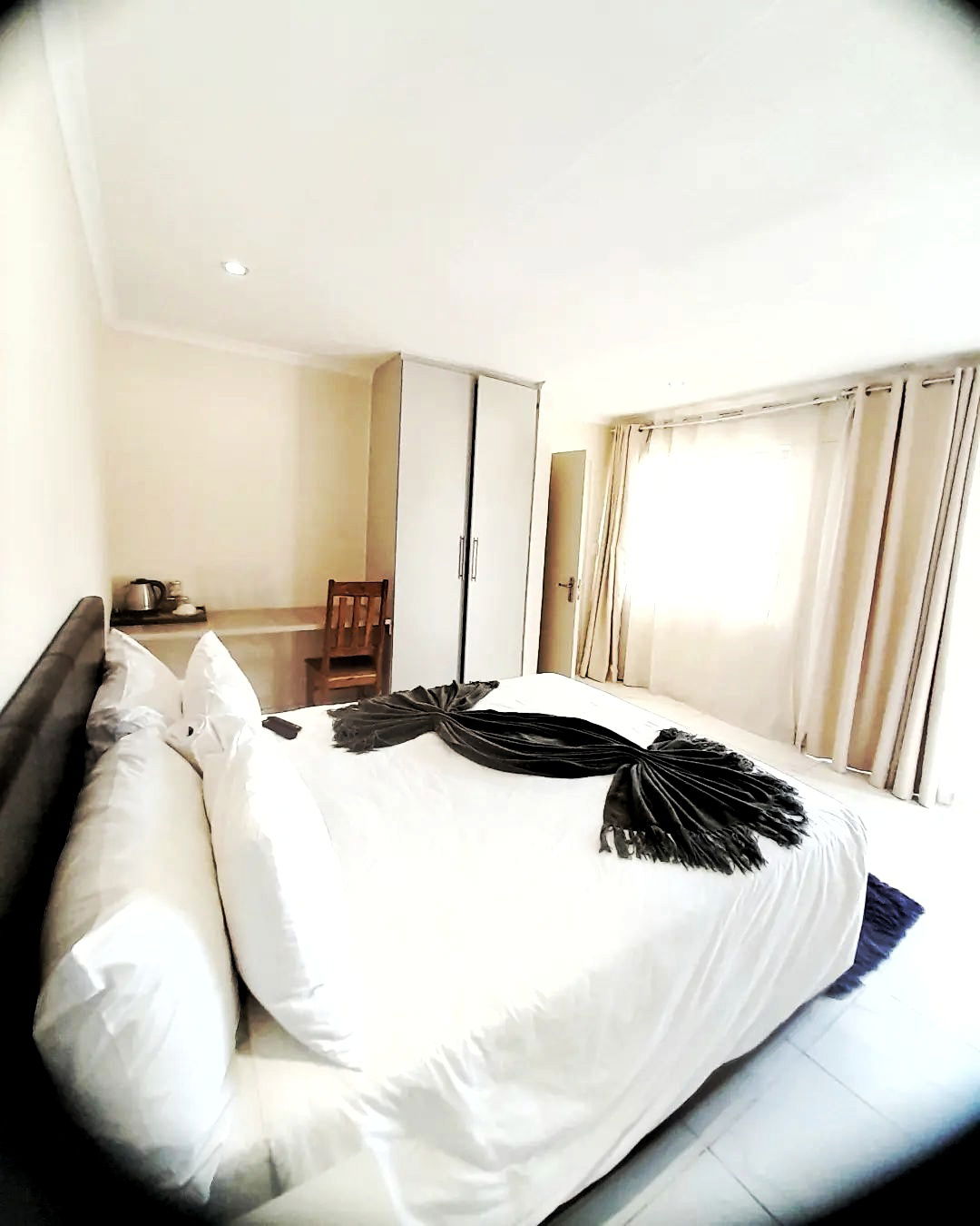 Silver Reeds Boutique Guest House to Silver Reeds