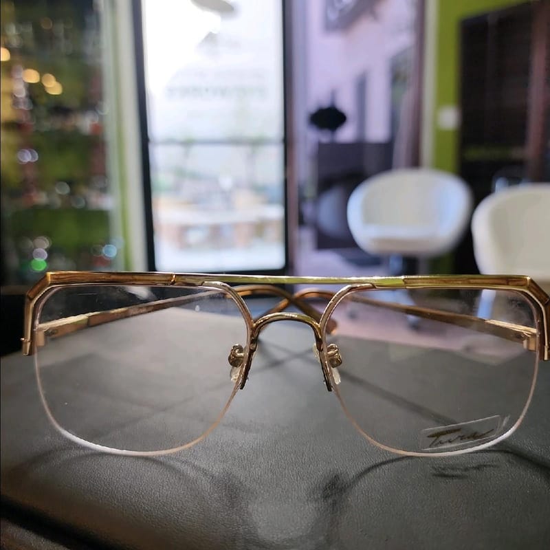 Men Mountain Optical Eyeworks