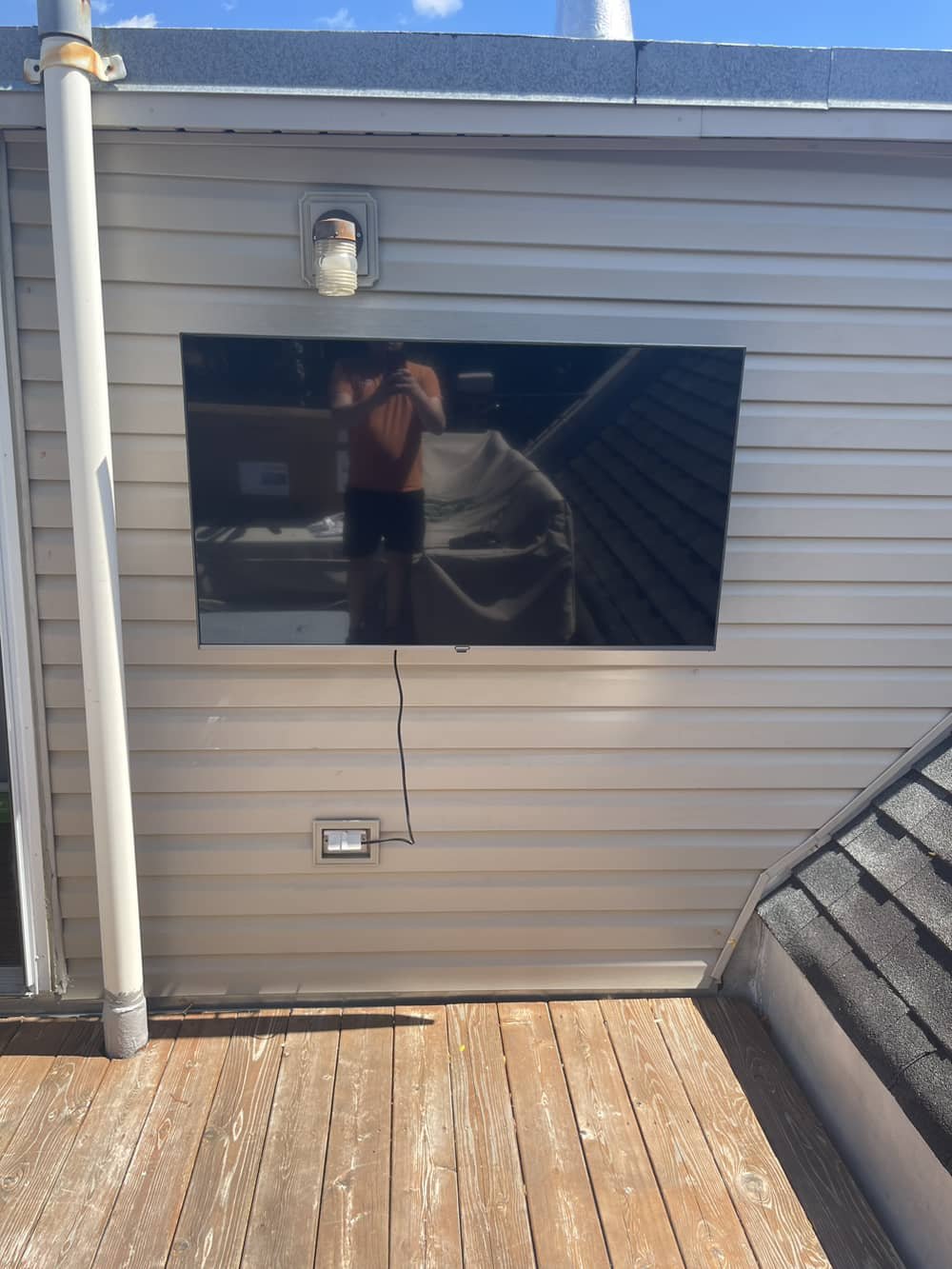 Outdoor TV Mounting