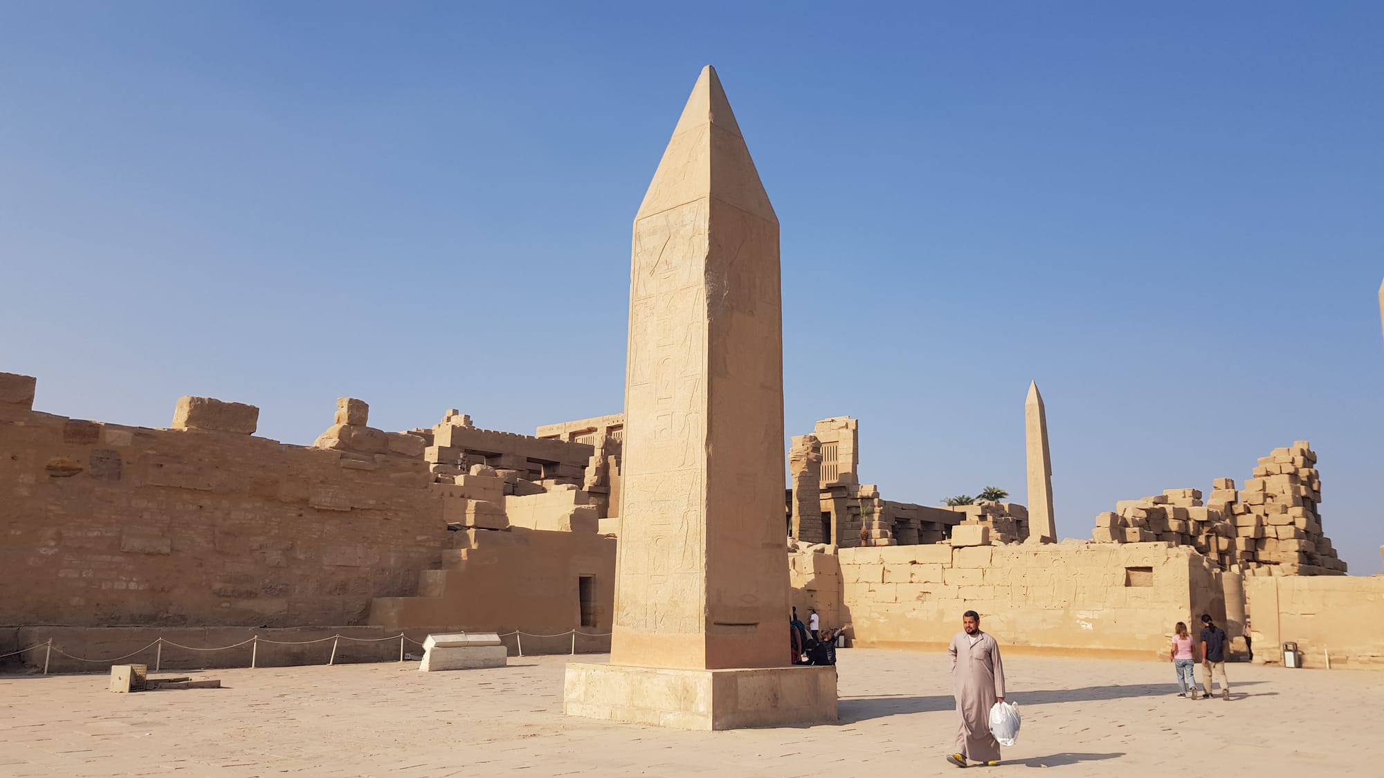 Der gebrochene Obelisk von Karnak