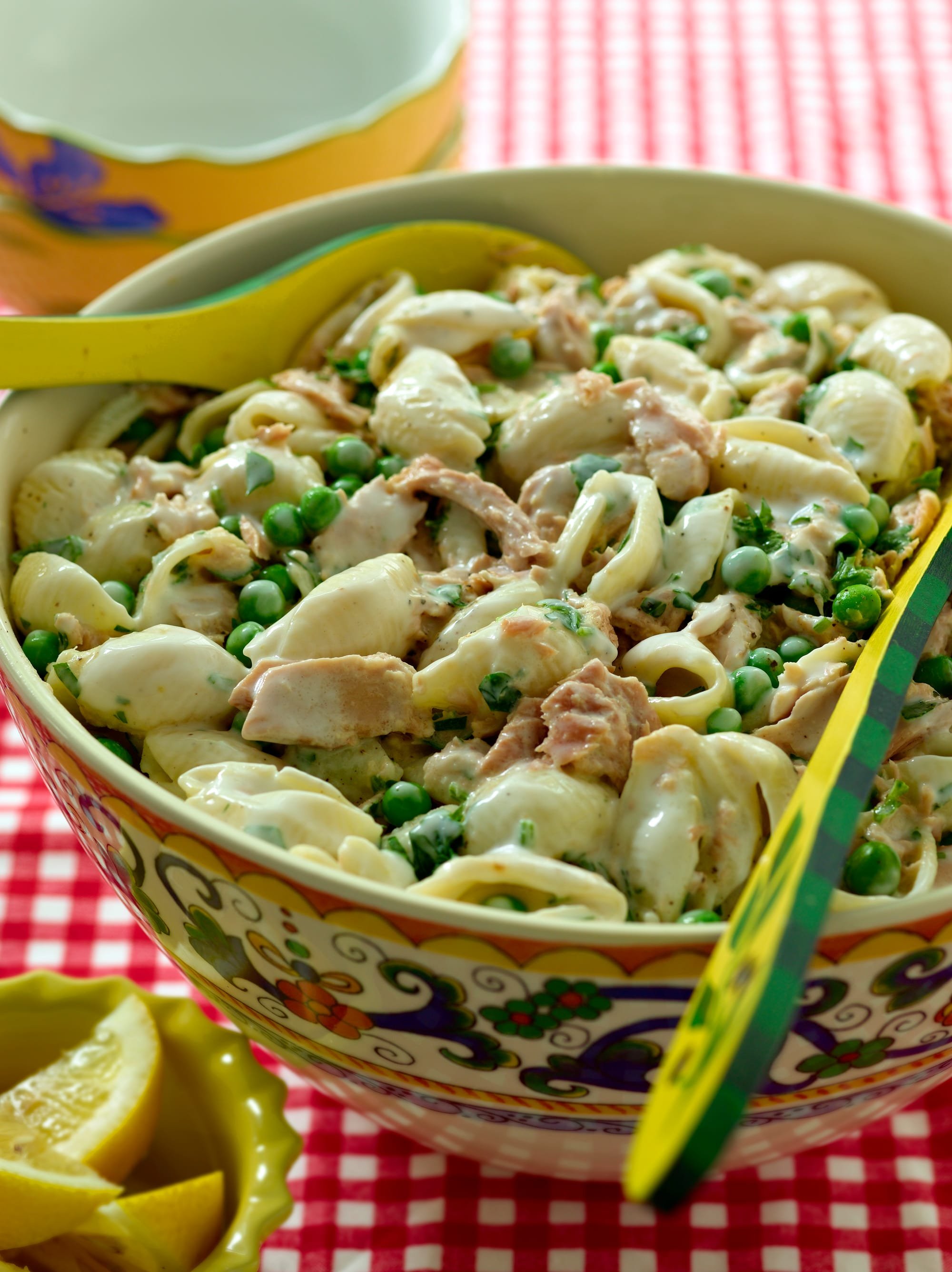 pasta shells, Italian tuna & sweet pea salad