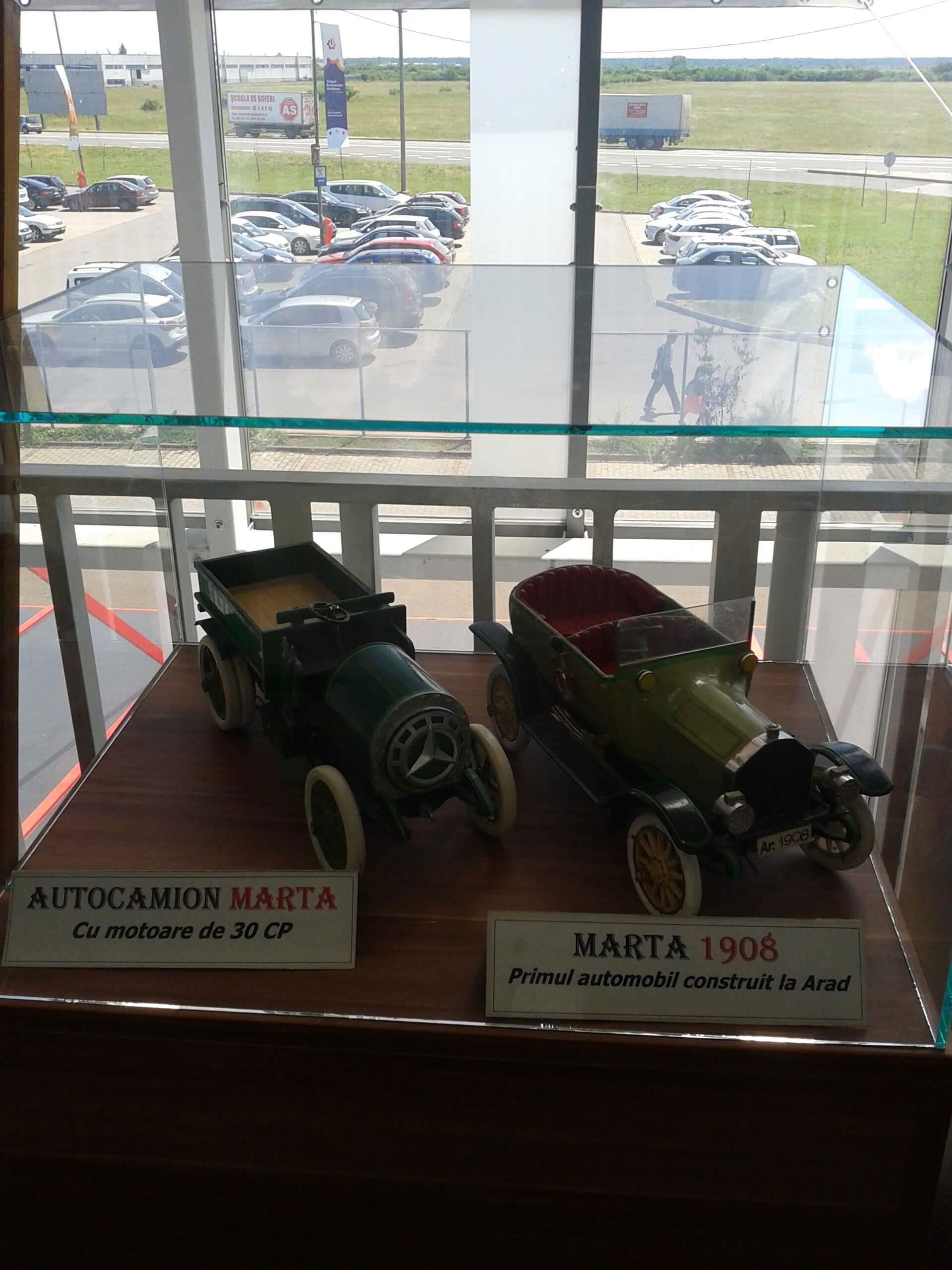 Primul automobil construit la Arad; Marta model 1908 și autocamion Marta