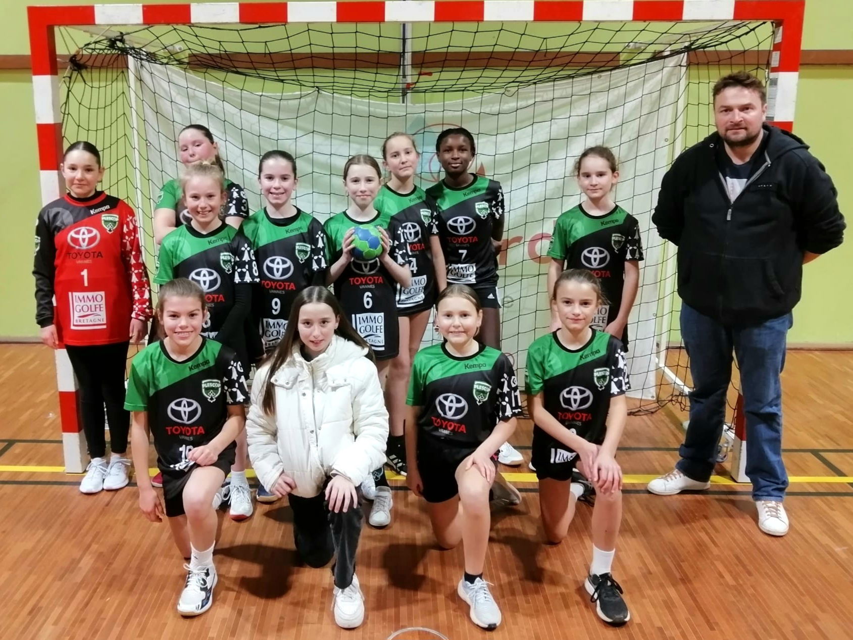 U13F2