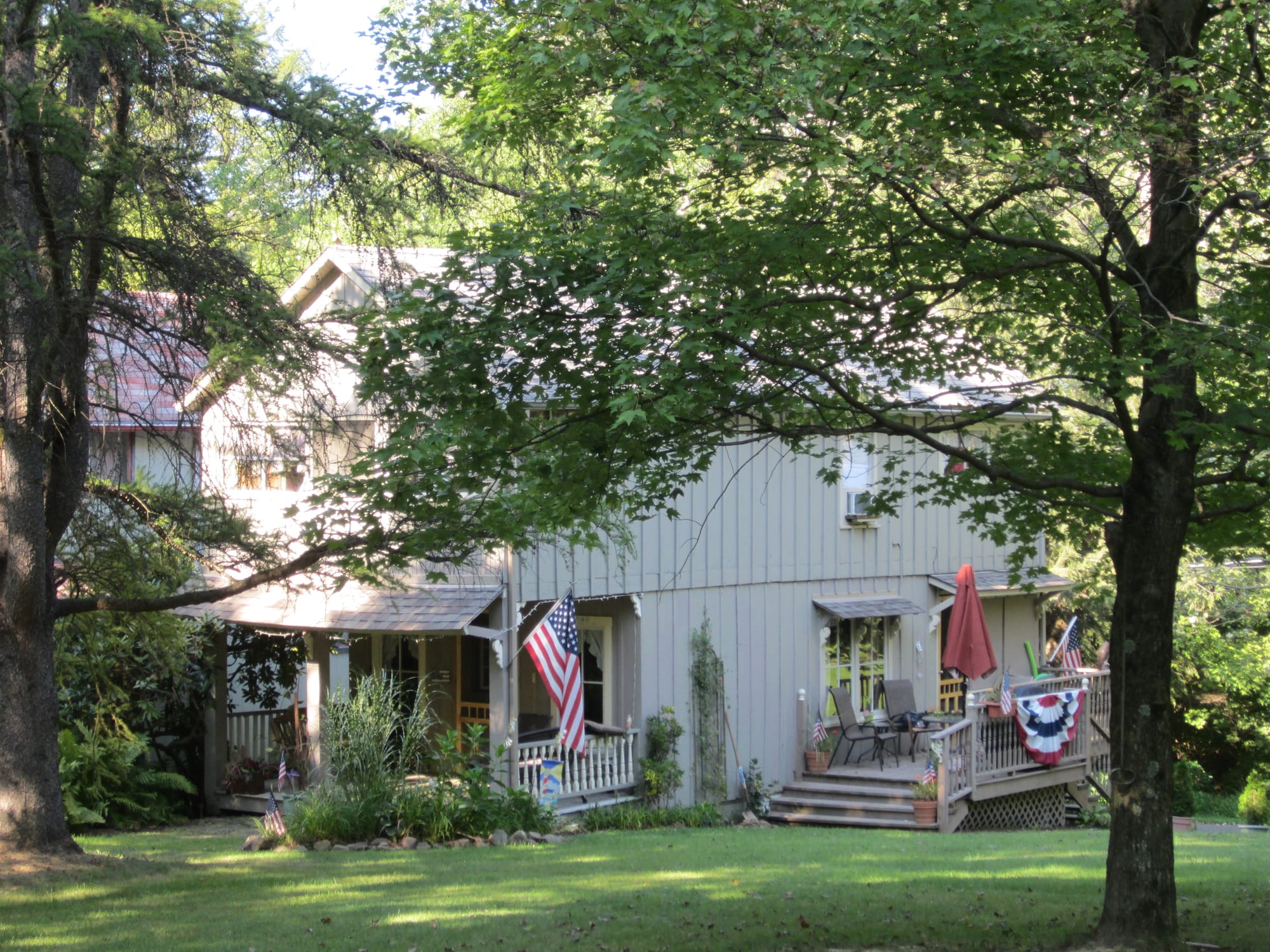 COTTAGE #8
