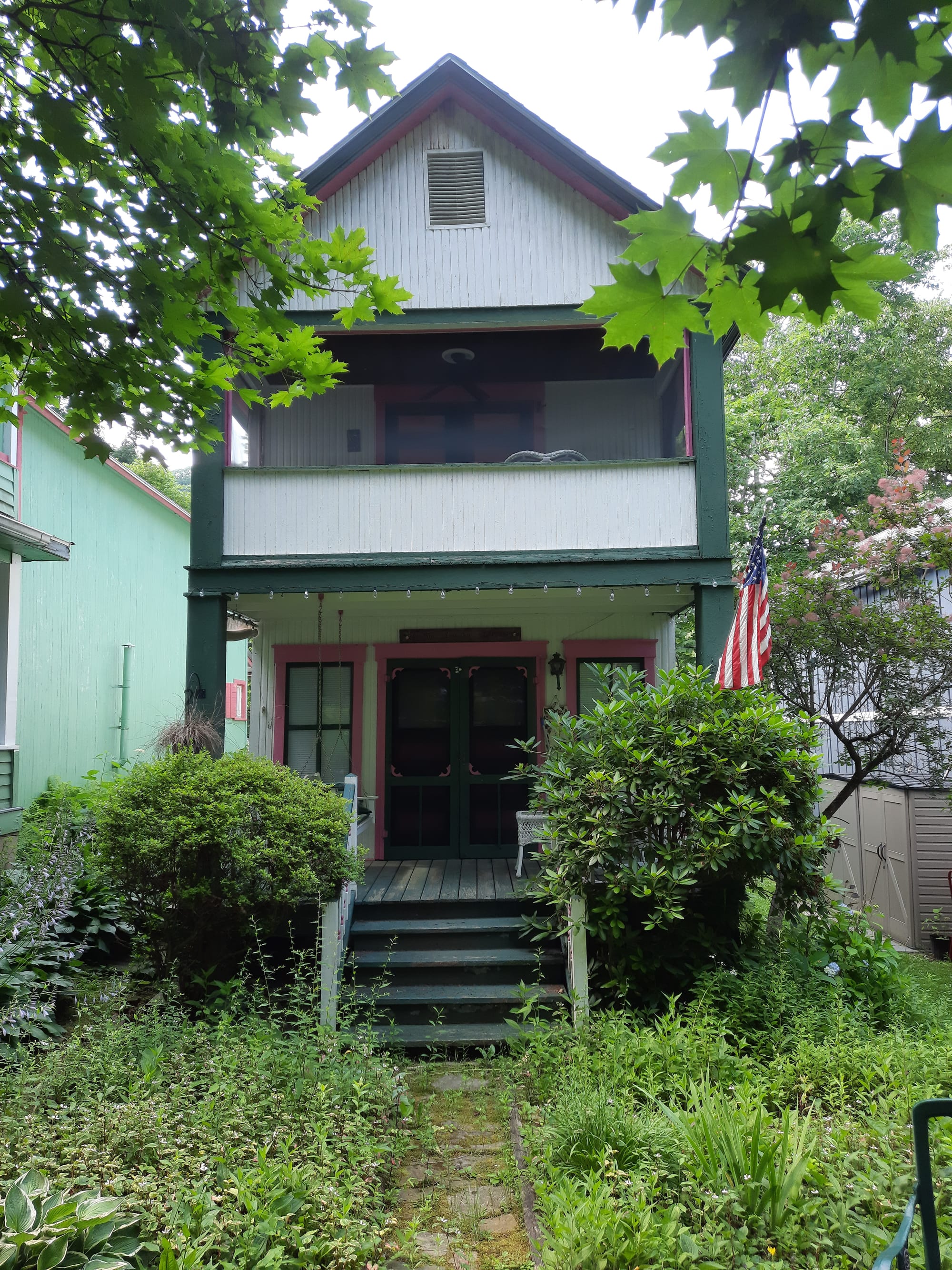 COTTAGE #11