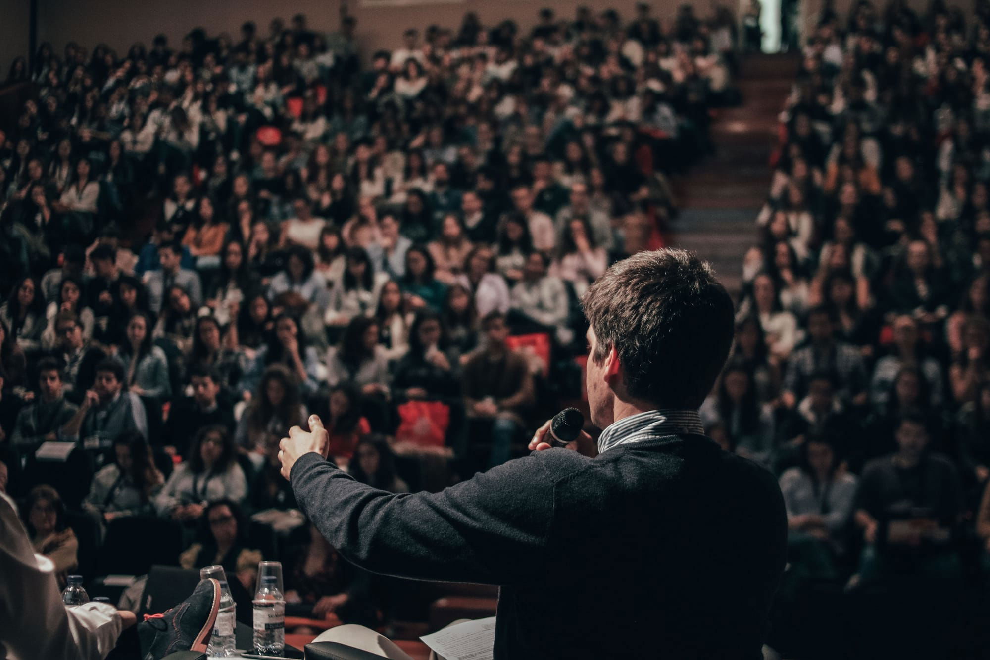 דיבור בפני קהל- היכולת החשובה ביותר להצלחה עסקית