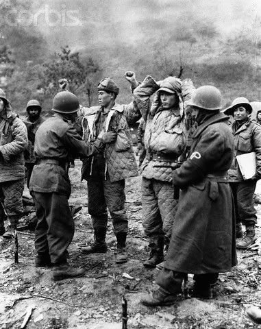 Korean War, Turkish troops capture Chinese soldiers during Korean War