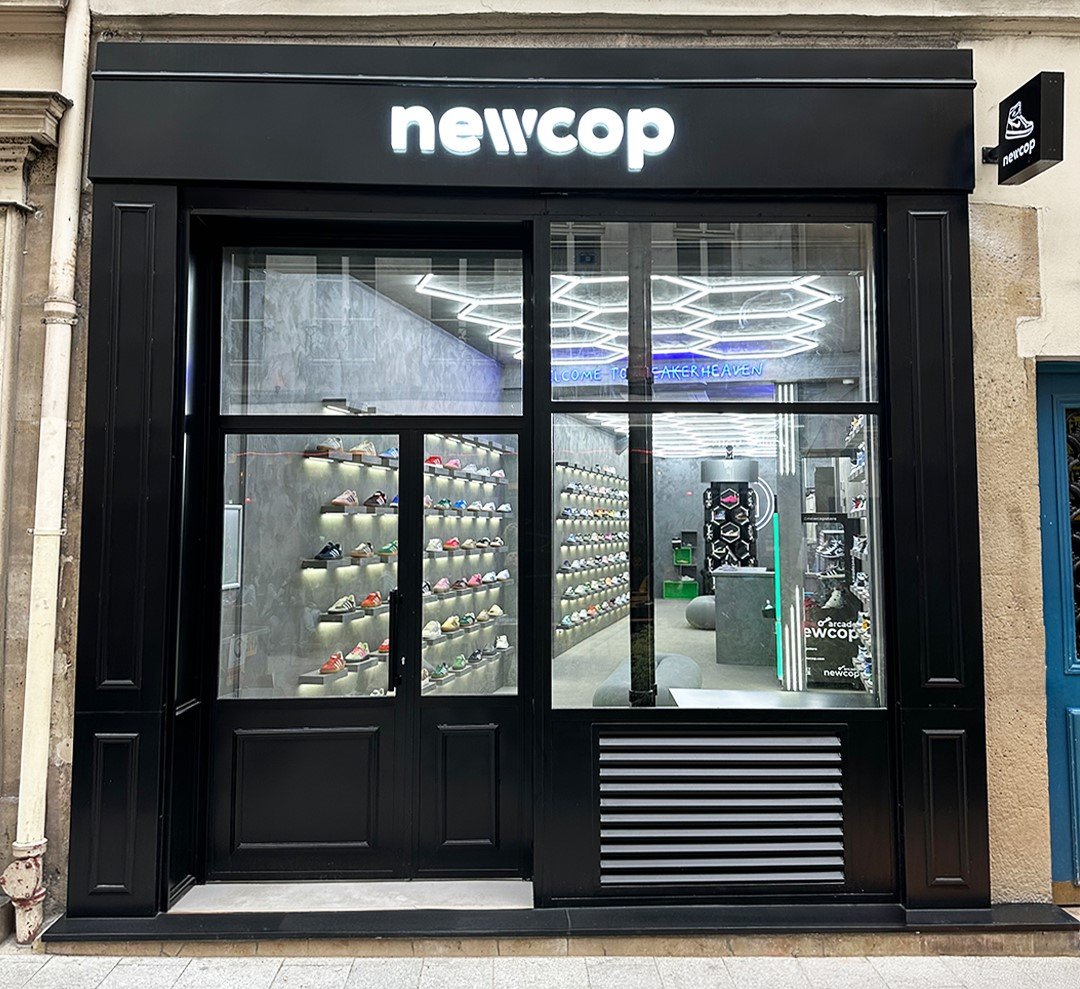 Las zapatillas de Newcop llegan a París