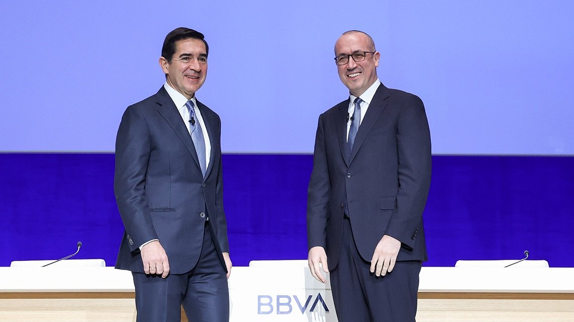 El BBVA opa al Sabadell pese a la oposición del Gobierno