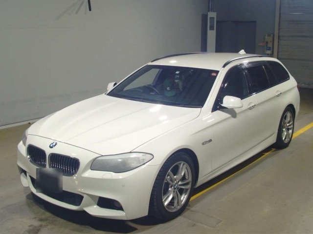 BMW 5 SERIES WBAMU32030C517034