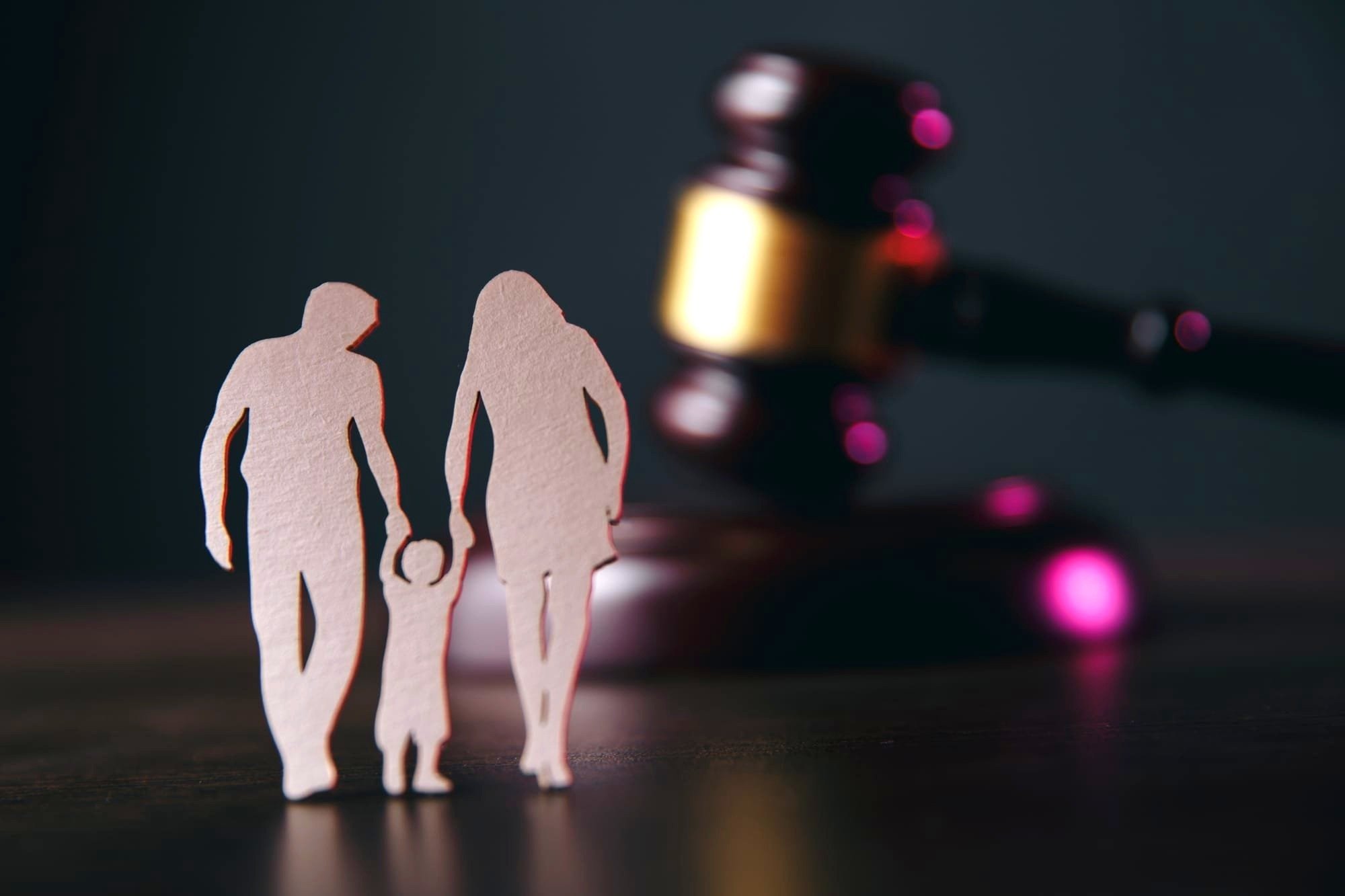 כיצד לקבל עזרה משפטית במחלוקת משפחתית