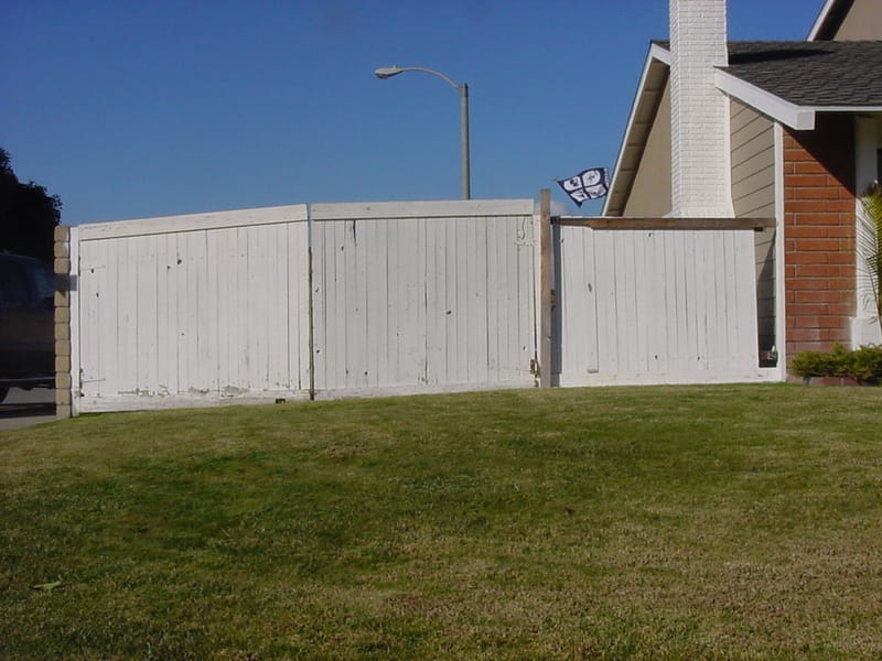 Vinyl RV Gates Custom RV gate systems are our forte. When you invest