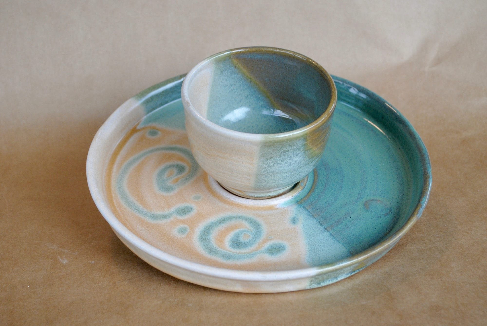 Serving Tray with Lovely Swirled Design