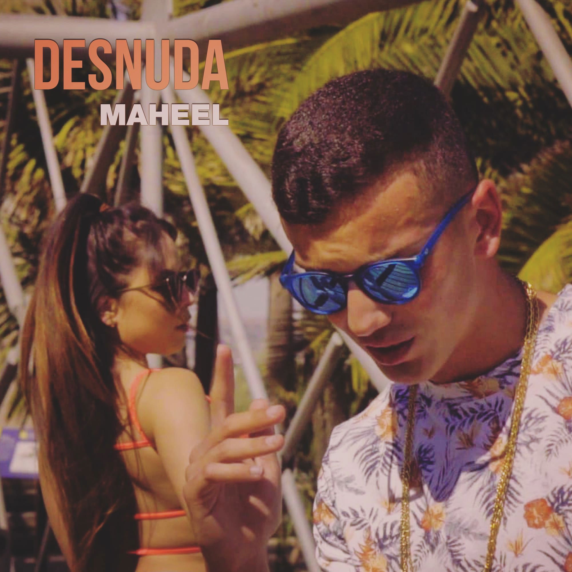 Maheel - Desnuda