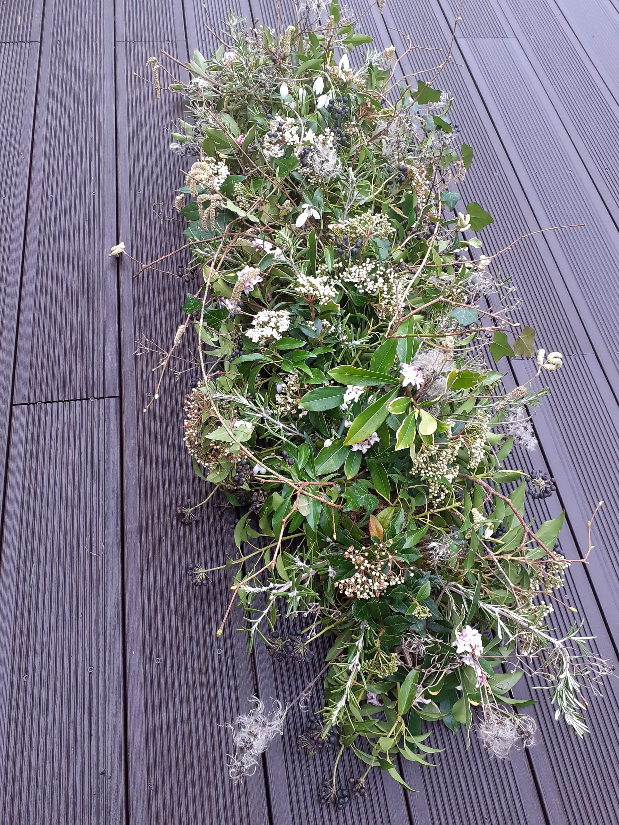 Eco -Friendly Plant Casket arrangement