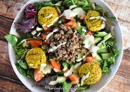 Falafel salad