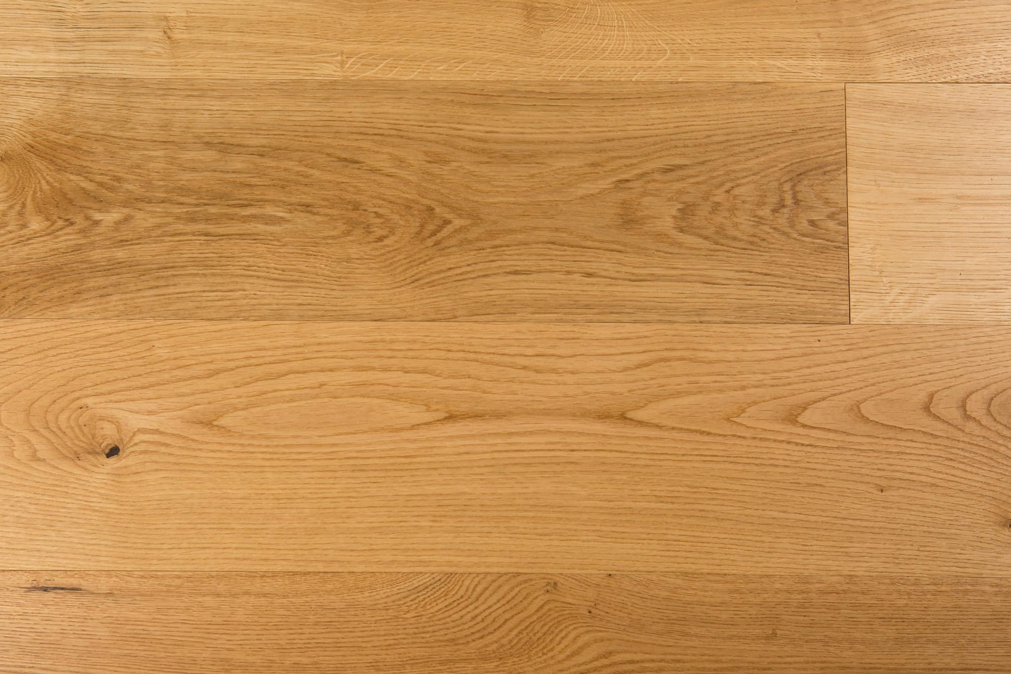 White Oak Engineered - wire-brushed - Natural with black filler